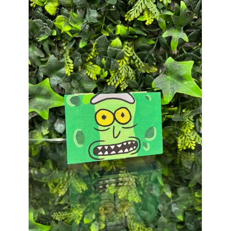 Caja Pequeña Madera Pintada a Mano Rick Pepinillo Rick y Morty