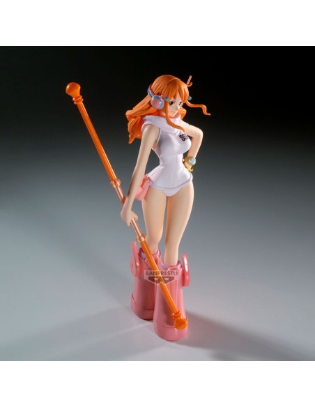 Figura Nami The Shukko One Piece 16cm